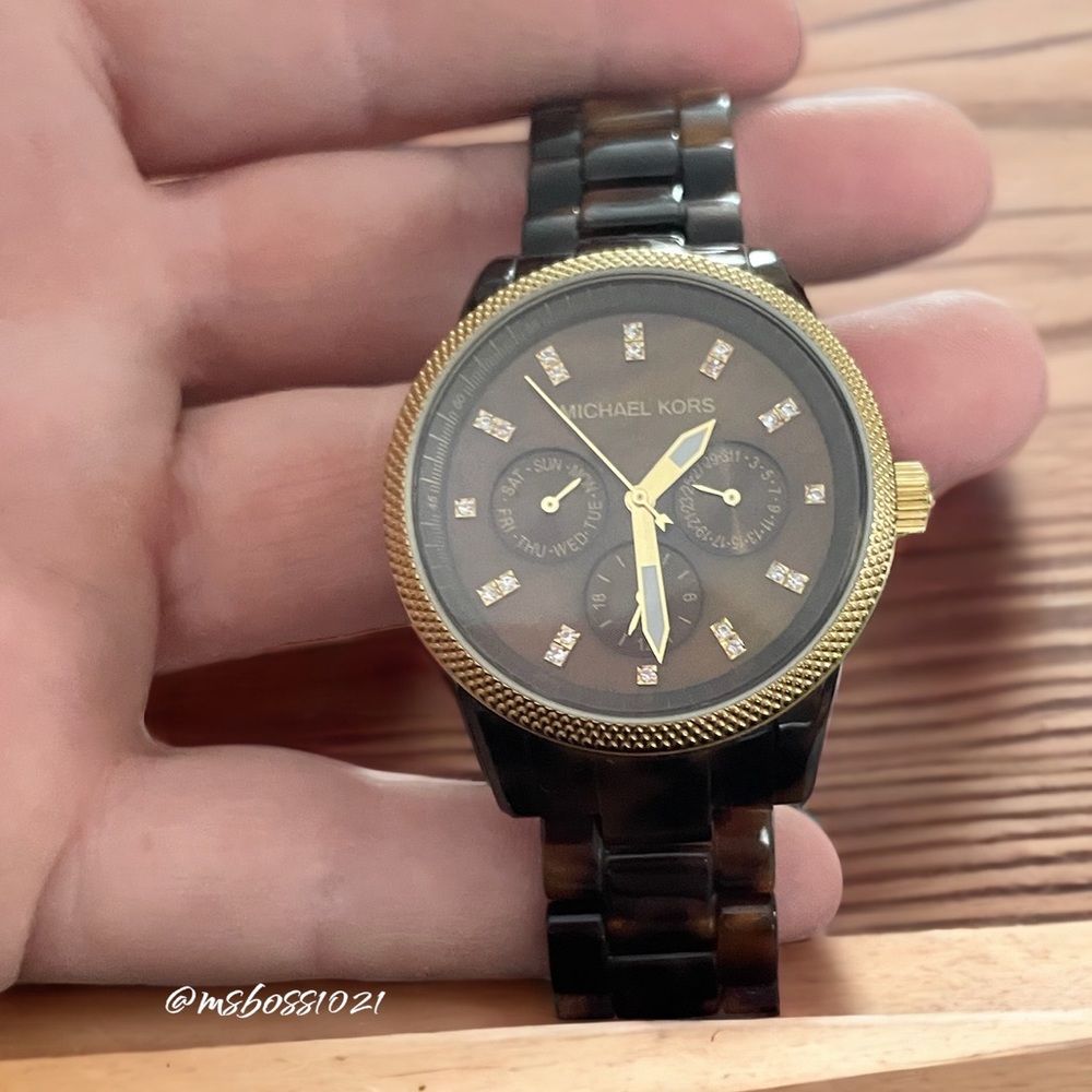 Michael Michael Kors Multi-Function Water Resista… - image 1